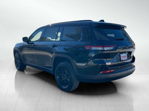 New 2025 Jeep Grand Cherokee L Altitude image 7