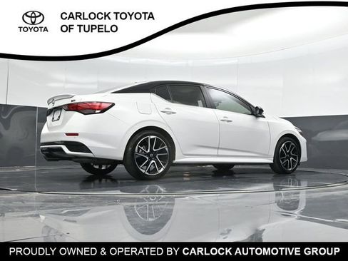 Used 2025 Nissan Sentra SR w/ SR Premium Package FWD image 47