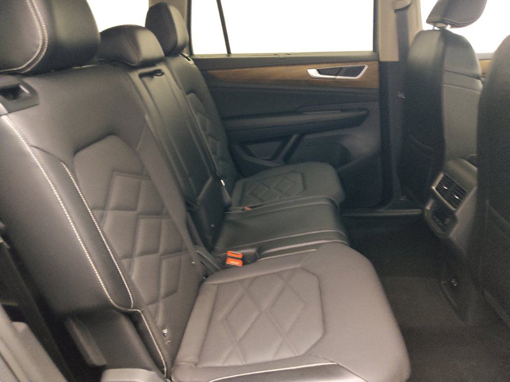 Used 2024 Volkswagen Atlas SE AWD/4WD image 19