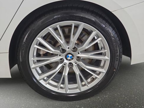Certified 2023 BMW 330i Sedan RWD image 23