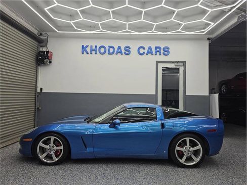 Used 2008 Chevrolet Corvette Coupe RWD image 1