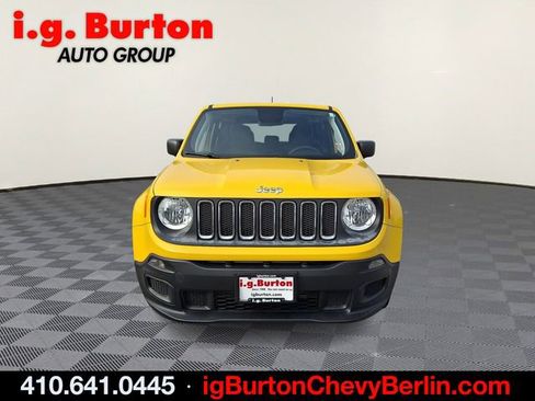 Used 2018 Jeep Renegade Sport w/ Power & Air Group image 2