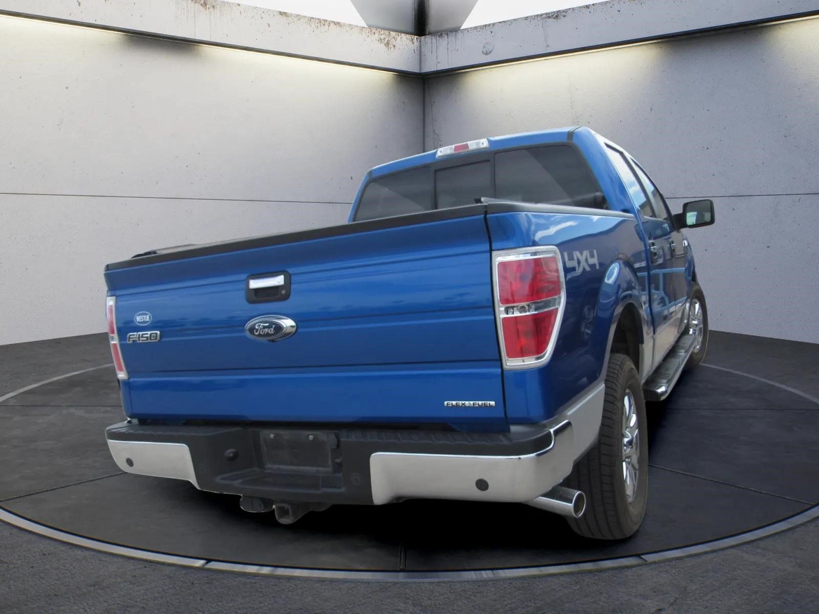 Used 2013 Ford F150 XLT w/ Luxury Equipment Group AWD/4WD image 3