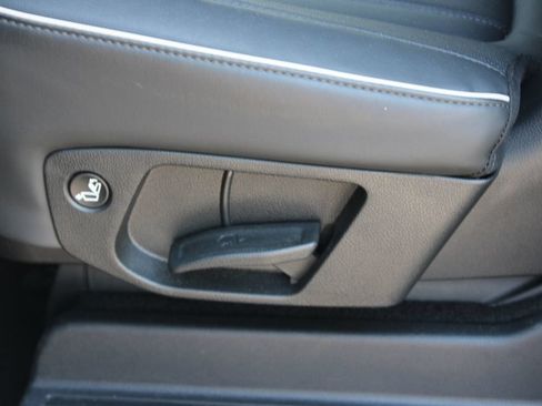 Used 2025 Hyundai Palisade SEL FWD image 18