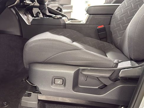 Certified 2025 Toyota Tacoma SR5 image 14