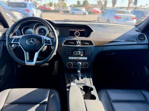 Used 2013 Mercedes-Benz C 250 Sedan image 14
