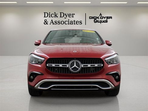 Used 2025 Mercedes-Benz GLA 250 image 8