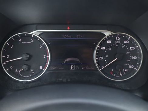 Used 2025 Nissan Sentra SV image 17