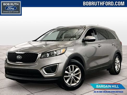 Used 2017 Kia Sorento AWD image 1