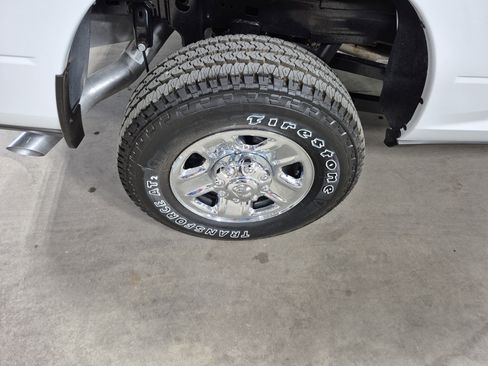 New 2025 RAM 2500 Tradesman w/ Chrome Appearance Group image 6