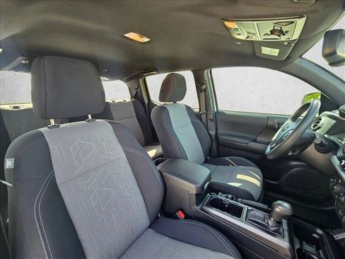 Used 2023 Toyota Tacoma TRD Off-Road AWD/4WD image 19