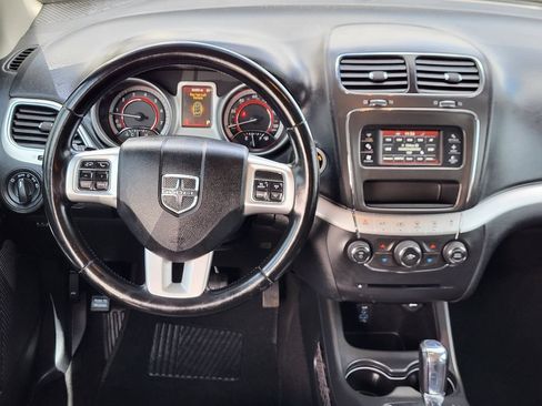 Used 2020 Dodge Journey SE w/ SE Popular Equipment Group FWD image 29