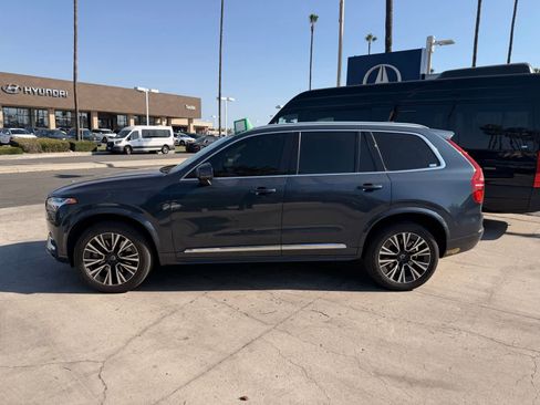 Used 2022 Volvo XC90 T8 Inscription Expression w/ Climate Package AWD/4WD image 2