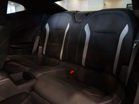 Used 2023 Chevrolet Camaro LT RWD image 17