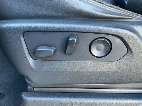 Used 2021 Chevrolet Suburban High Country image 6