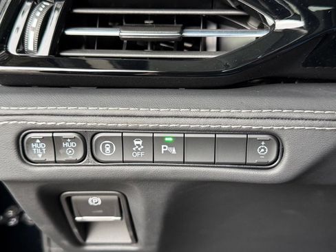 Certified 2026 Acura MDX SH-AWD w/ Advance Package image 28