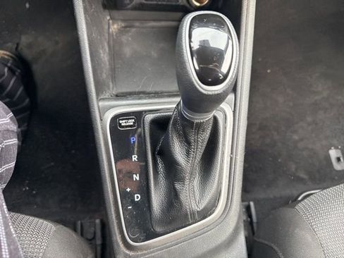 Used 2021 Hyundai Accent SE image 20