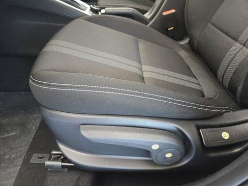 New 2026 Hyundai Venue SEL image 17