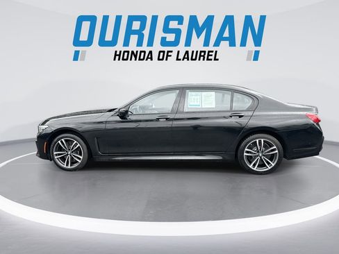 Used 2022 BMW 750i xDrive w/ Executive Package AWD/4WD image 5