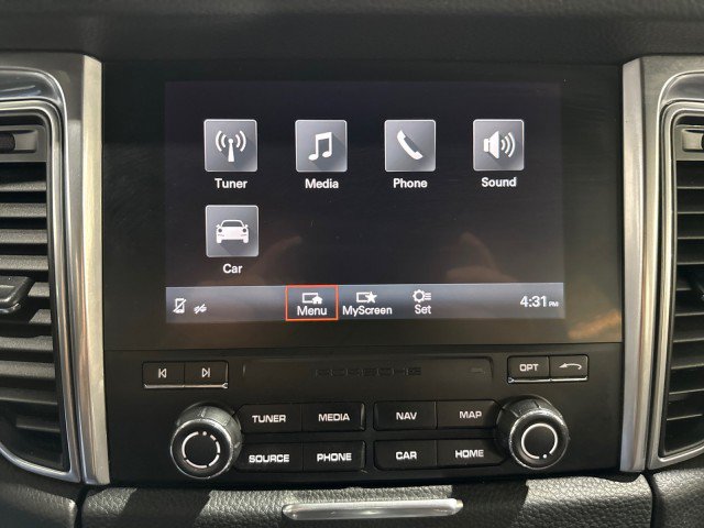 Used 2018 Porsche Macan AWD/4WD image 66