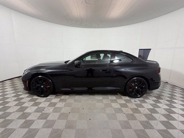 New 2026 BMW 230i xDrive Coupe w/ Premium Package AWD/4WD image 4