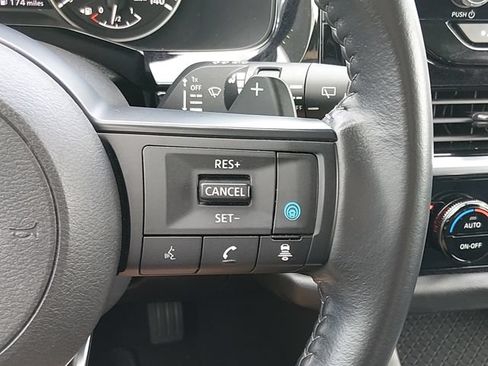 Certified 2024 Nissan Pathfinder SV AWD/4WD image 23