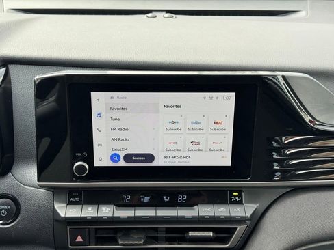 Used 2025 Toyota Camry LE image 37