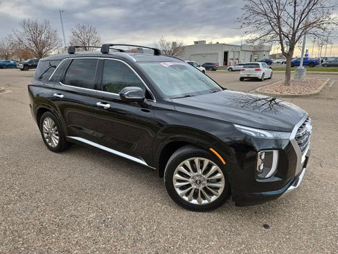 Used 2020 Hyundai Palisade Limited image 2