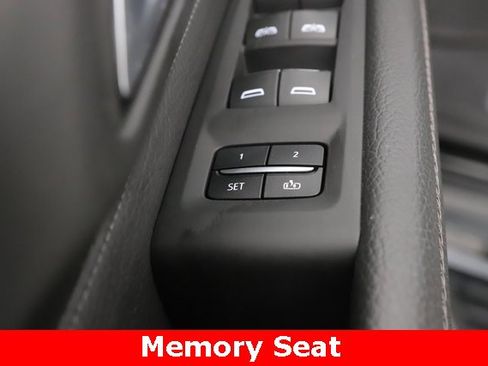 Used 2023 GMC Yukon Denali image 21