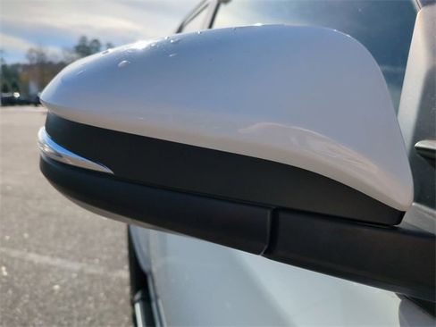 Used 2022 Toyota 4Runner SR5 Premium image 12