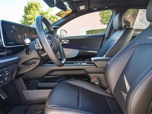 Used 2024 Hyundai Ioniq 6 Limited image 20