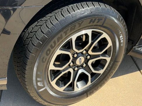 Used 2024 Ford Expedition Max XLT AWD/4WD image 9