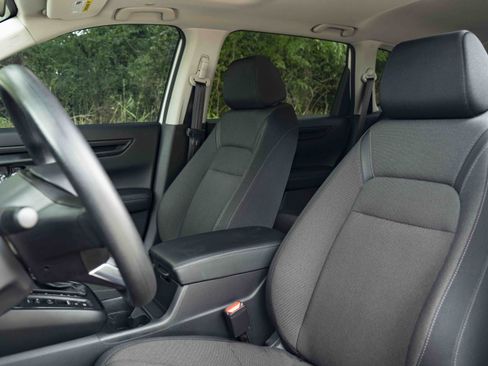 Used 2024 Honda CR-V EX image 17