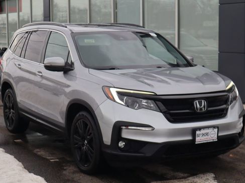 Used 2022 Honda Pilot Special Edition image 2