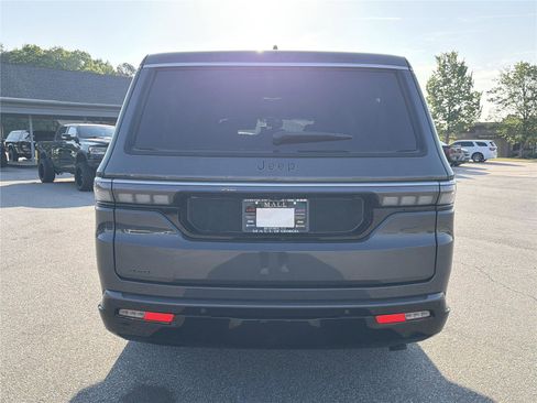 New 2026 Jeep Grand Wagoneer L 4WD image 5