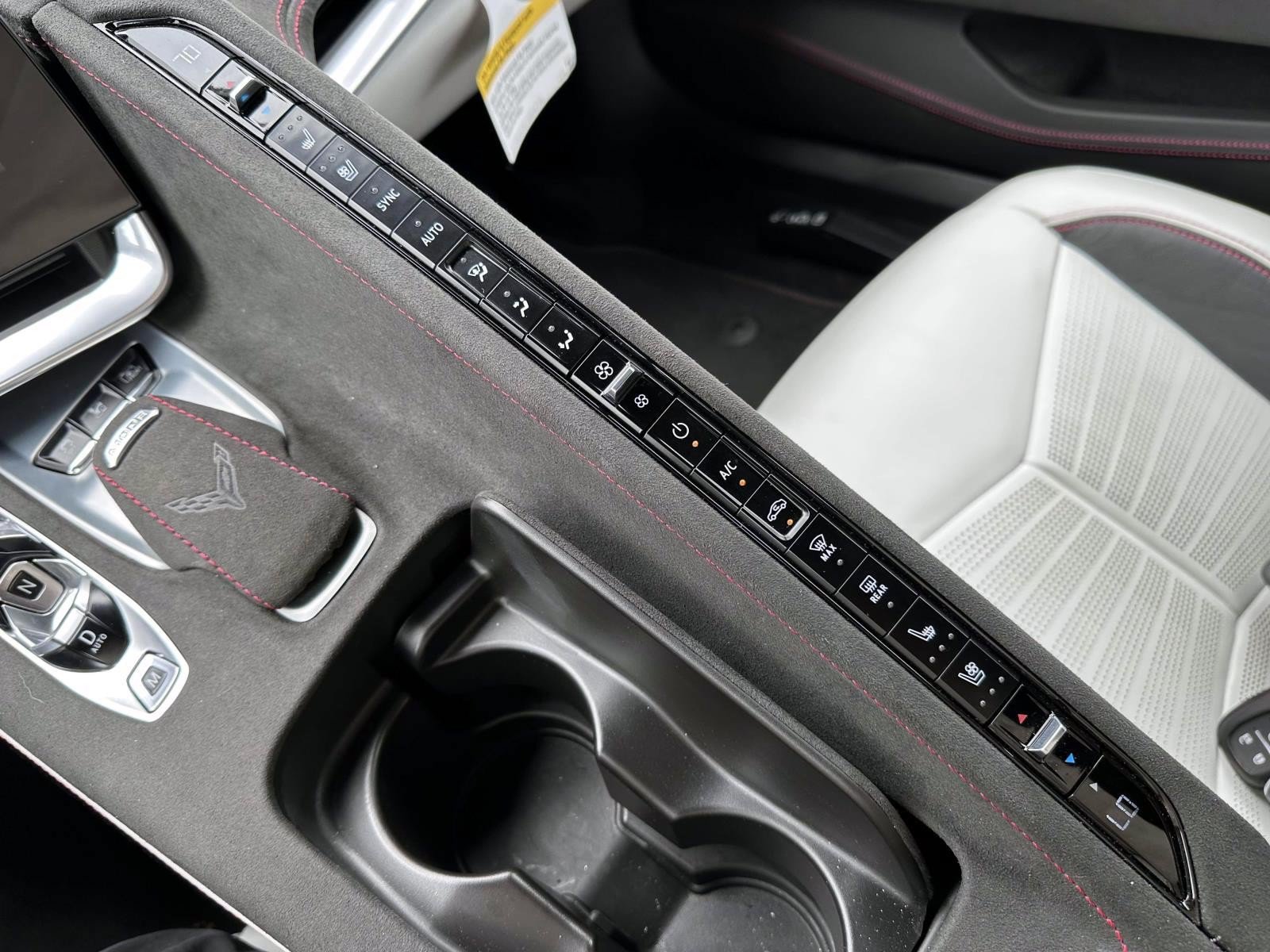 Used 2023 Chevrolet Corvette Stingray Premium Cpe w/ Z51 Performance Package RWD image 26
