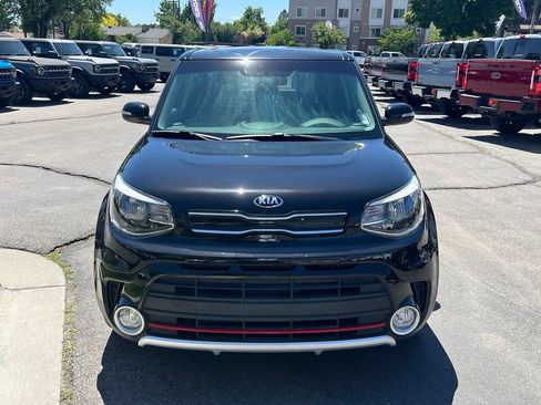 Used 2018 Kia Soul ! FWD image 4