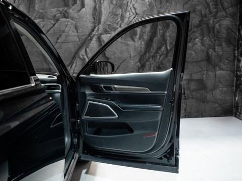 Used 2021 Kia Telluride EX image 9