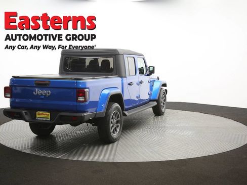 Used 2021 Jeep Gladiator Overland AWD/4WD image 36