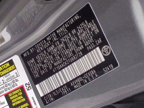 Certified 2026 Toyota Camry SE image 32