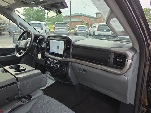 Used 2025 Ford F150 XLT w/ Equipment Group 301A Standard AWD/4WD image 12