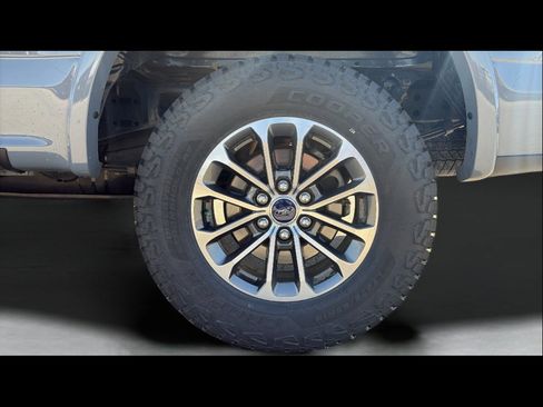 Used 2020 Ford F150 XLT w/ Equipment Group 302A Luxury image 17