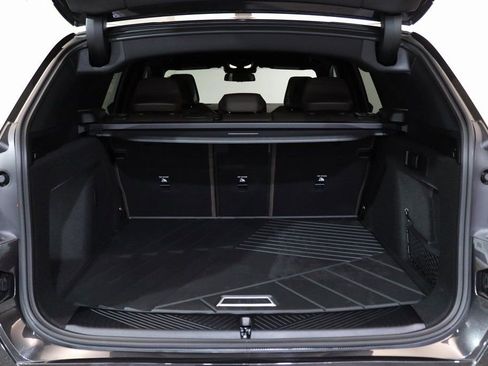 Used 2025 BMW X3 xDrive30i w/ Premium Package image 28