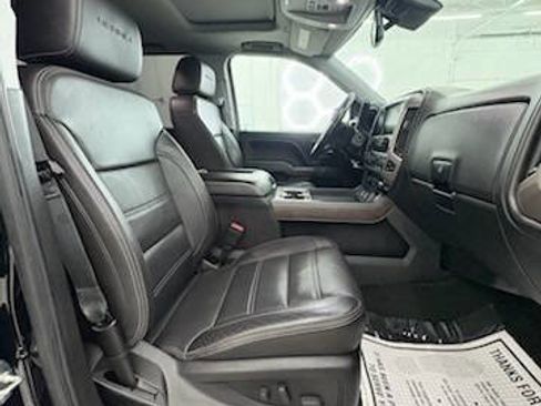 Used 2018 GMC Sierra 1500 Denali w/ Denali Ultimate Package image 12