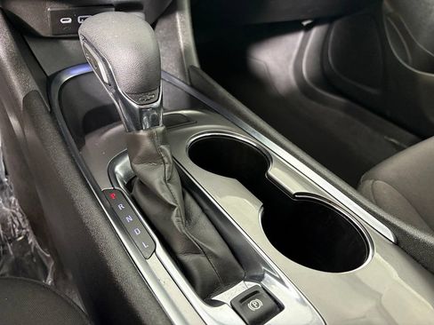 Used 2023 Chevrolet Malibu LT FWD image 39