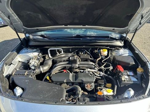 Used 2018 Subaru Outback 2.5i Premium image 11