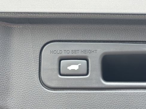Certified 2025 Honda Pilot TrailSport image 29
