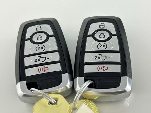 Used 2025 Ford F450 King Ranch w/ Chrome Package image 43