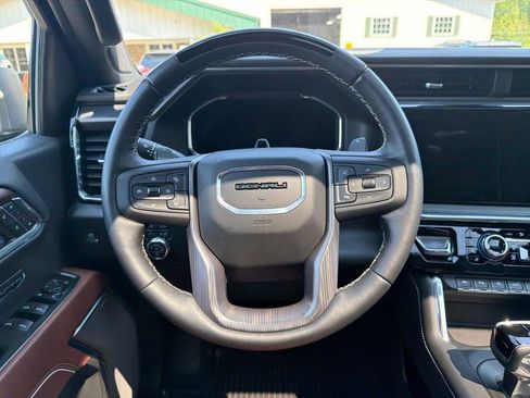 Used 2026 GMC Sierra 1500 Denali Ultimate w/ LPO, Black Badging Package AWD/4WD image 20