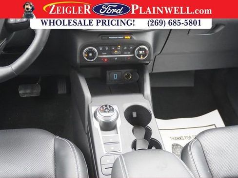 Used 2020 Ford Escape SEL image 16